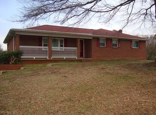 5961 La France Rd, Sandston, VA 23150