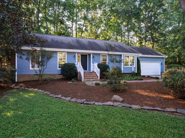 9 Edgestone Pl, Chapel Hill, NC 27517