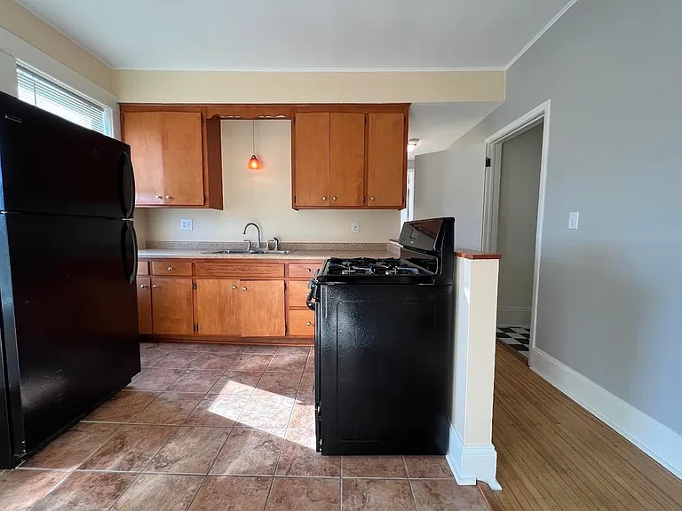 2716 Hennepin Ave S #31 — Photo 9