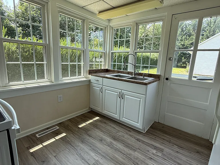 204 Sunset Ave #1 — Photo 10