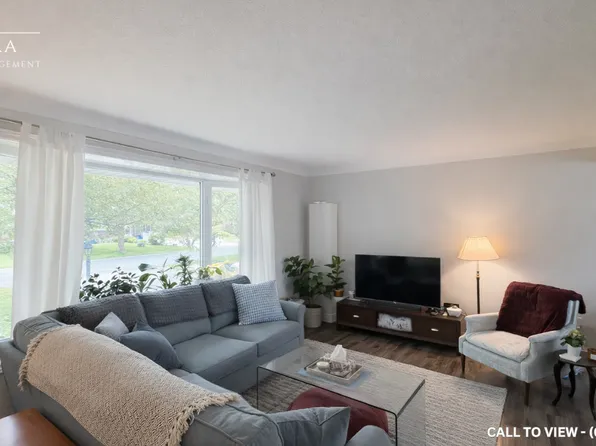 2 Oswald Ave #3, Saint Catharines, ON L2M 2Y8