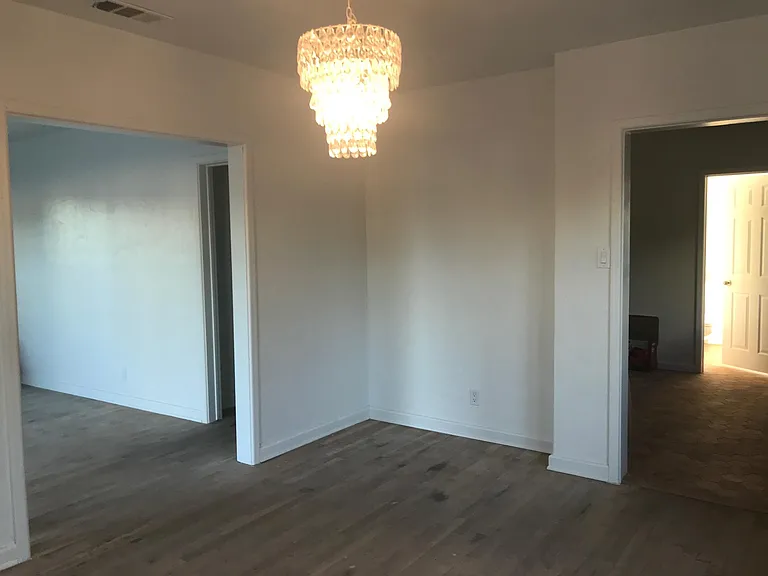 6251 Rosemead Blvd — Photo 4