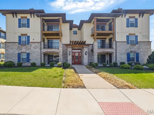 121 Bordeaux Way, Saint Peters, MO 63376