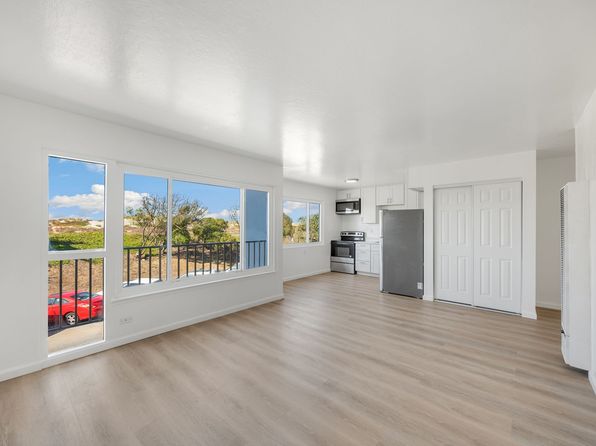 1301-1361 La Playa St #10