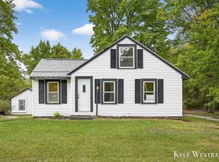 7096 Heights Ravenna Rd, Fruitport, MI 49415