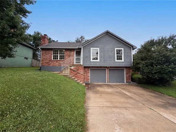 1706 N Lazy Branch Rd, Independence, MO 64058