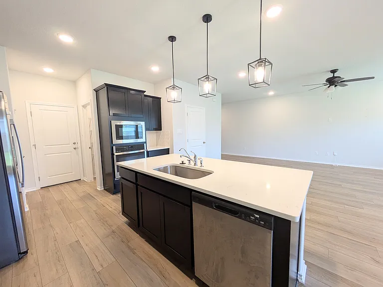 2548 Windle Ln — Photo 11