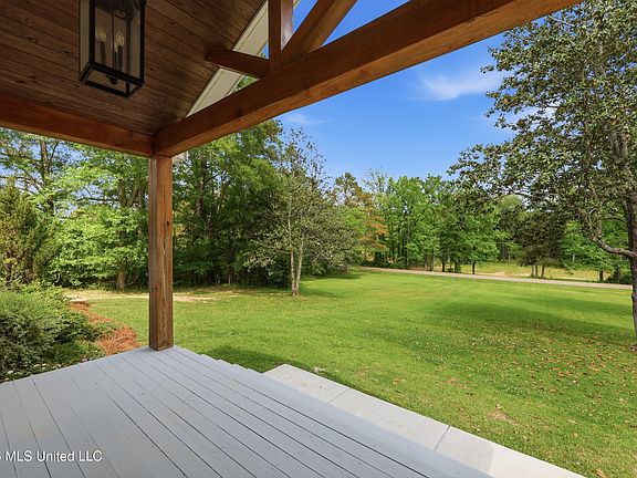4th image of 573 Clinton Tinnin Rd