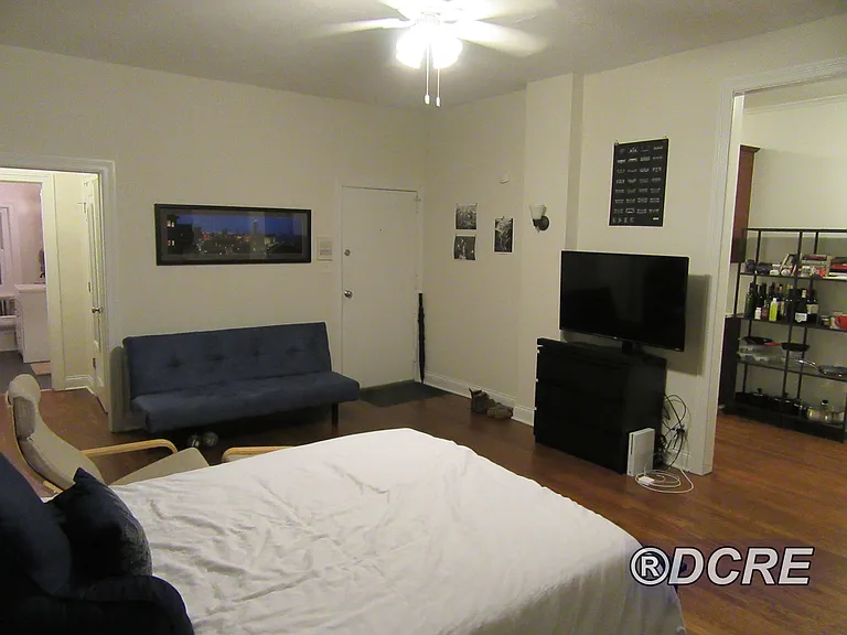 6751 N Sheridan Rd #16 — Photo 4