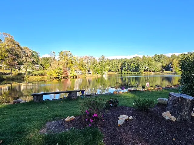 2 bed, 700 sqft, $1,975 — Photo 4