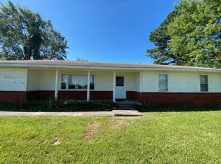 908 E Pridemore Dr, Lincoln, AR 72744