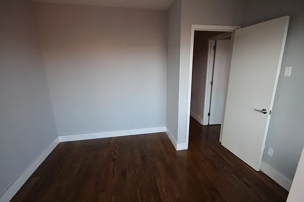 Rented by Nooklyn NYC LLC | media 17