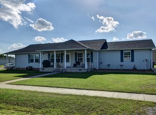 209 E Main St, Pierce City, MO 65723