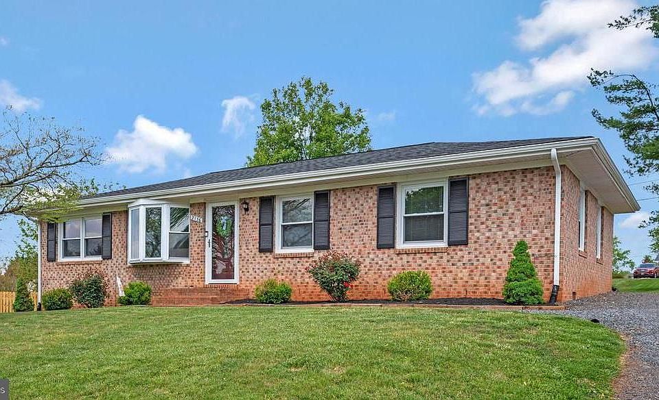 1st image of 2136 Cypress Dr