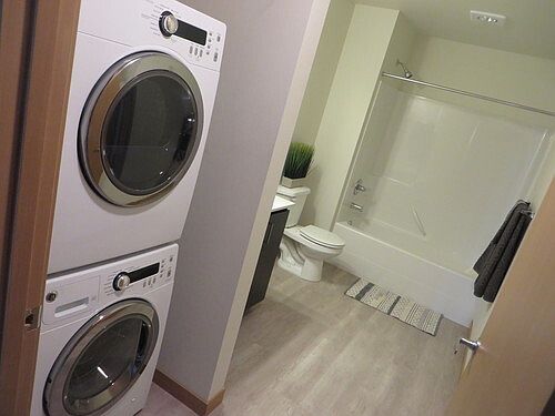5th image of 20227 77th Ave NE #F304
