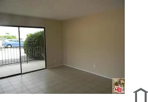 2 bed, 1031 sqft, $1,895 — Photo 3