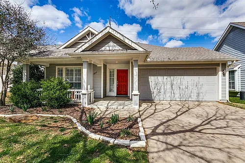 209 Silver Oak Dr Photo 1