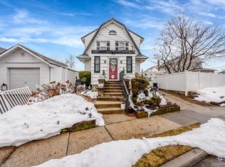 2270 Edna Court, Baldwin, NY