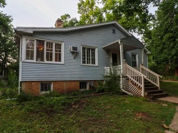 29828 Woodlawn DRIVE, Burlington, WI 53105