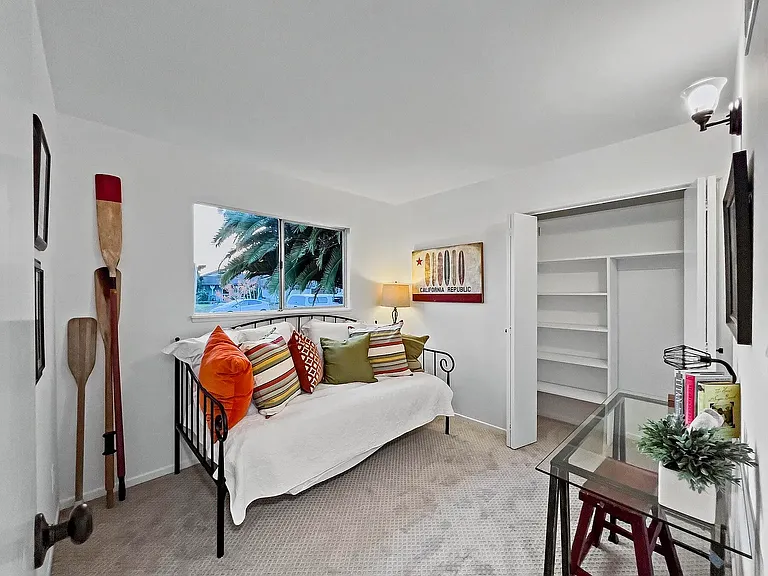 1455 Sterling Ave — Photo 4