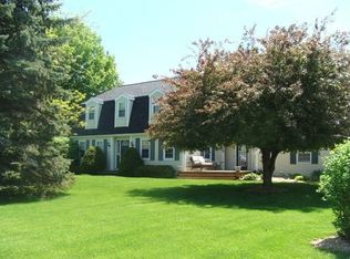 14 Apple Blossom Ln, Okemos, MI 48864