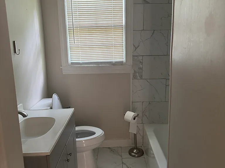 329 N 25th Ave — Photo 7