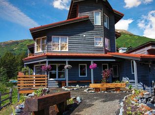 189 Hightower Rd, Girdwood, AK 99587