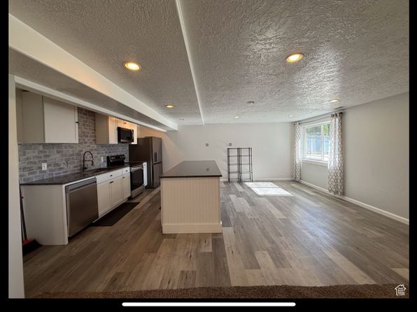 11791 S Stone Hollow Ct