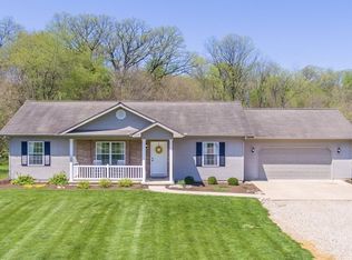 21713 N Hampton Rd, Chillicothe, IL 61523