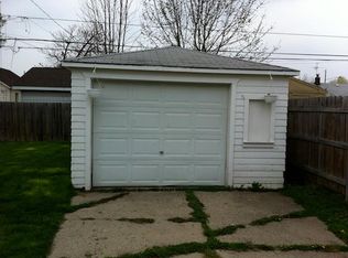 25039 Dale Ave, Roseville, MI 48066