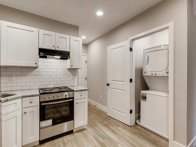 3449 Chestnut Ave #B — Photo 3