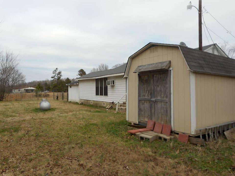 2nd image of 1975 Bell Grove Rd