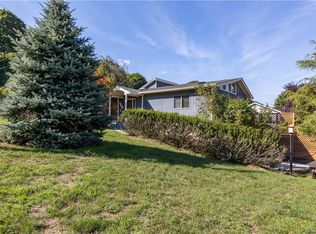 29 Elm Ave, Tomkins Cove, NY 10986