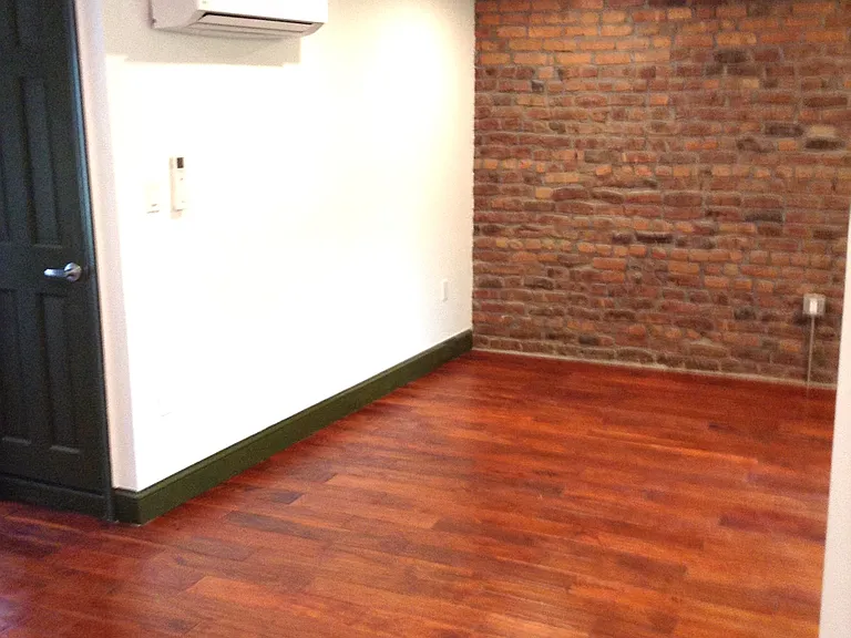 30 Croton Ave #3 — Photo 11