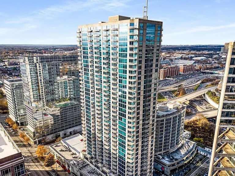 400 W Peachtree St NW #3511 — Photo 36