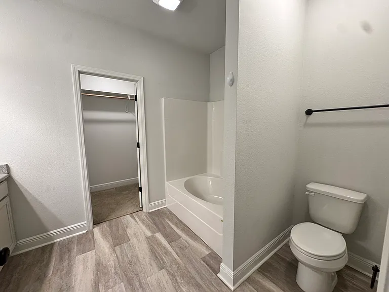 5723 Maggie Rose Cir — Photo 8
