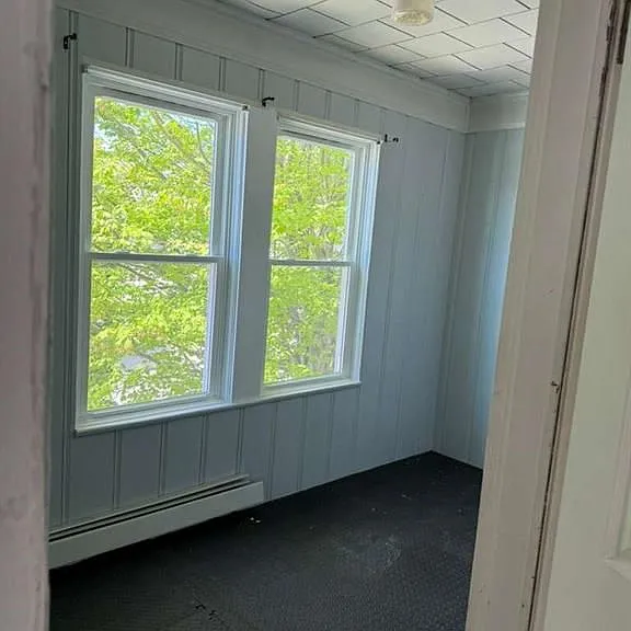 304 Webster Ave — Photo 10