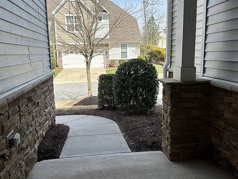 208 Wildfell Trl — Photo 5