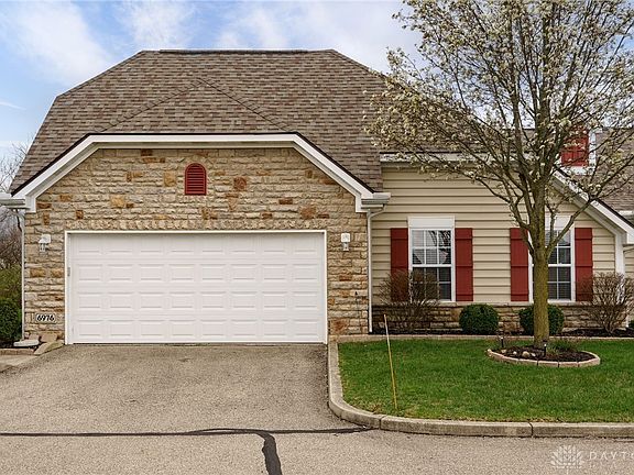 3rd image of 6976 Salon Cir
