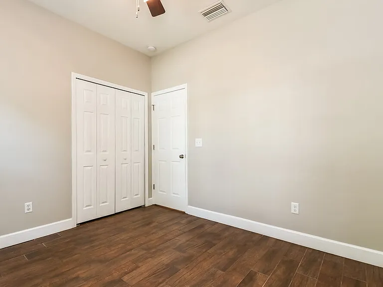 742 Star Pointe Dr — Photo 14