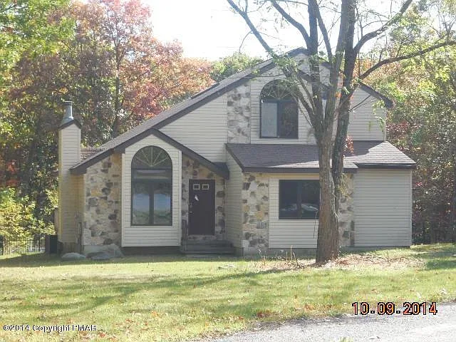202 Trail Ct photo 1