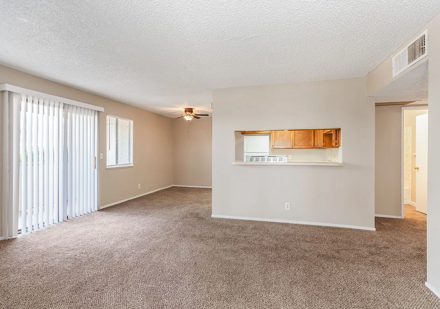 3701 Snorkel Cir — Photo 4