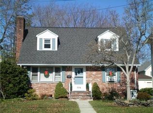 576 Cumberland St, Westfield, NJ 07090