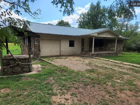 2710 County Road 4100, Clarksville, AR 72830