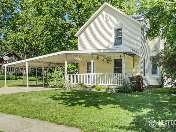 3rd image of 24 Lovell Ct
