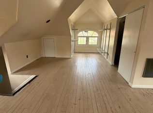 1561 Dixie St, Charleston, WV 25311