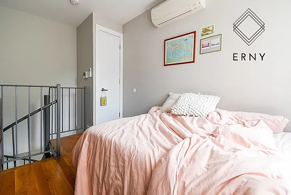 Rented by Brooklyn Group | media 6