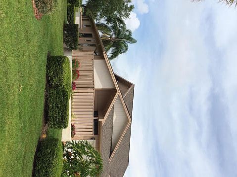 2nd image of 6737 SE Yorktown Dr
