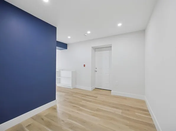 4522 Baker St #6, Philadelphia, PA 19127