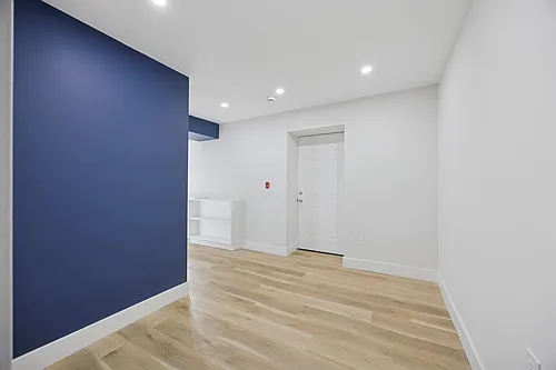 4522 Baker St #4 Photo 1